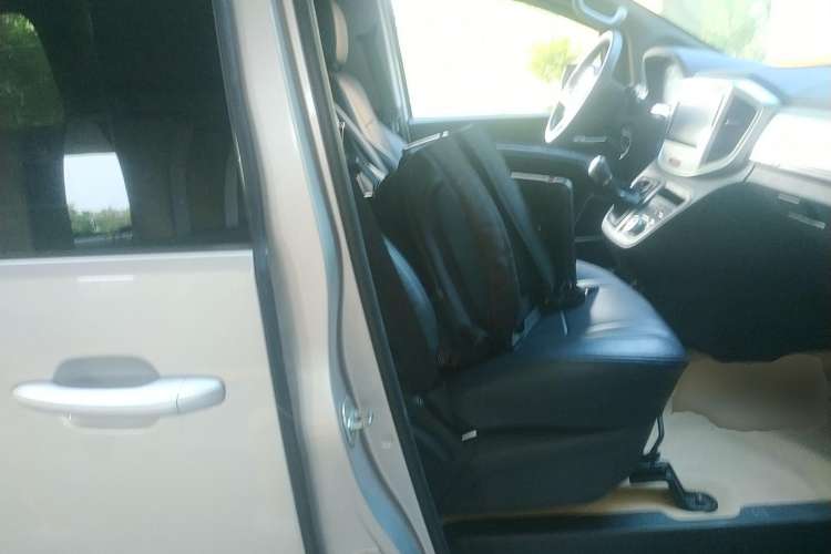 Used  M4 2019 Business & Travel Series 2.0L Manual Speed Edition China VI Standard
