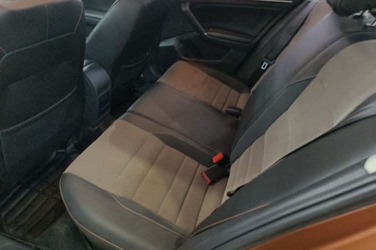 Used Volkswagen C-TREK 2017 1.6L Automatic Comfort Model
