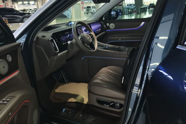 Used Hima AITO M9 2024 Range-Extended Ultra Version 52 kWh 5-Seater Model
