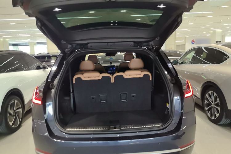 Used Nio ES8 2020 580 km Range Signature Edition Six-Seater Version