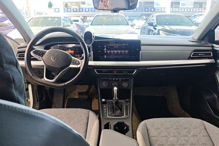 Used Volkswagen Lavida 2023 300TSI DSG Full-Comfort Edition
