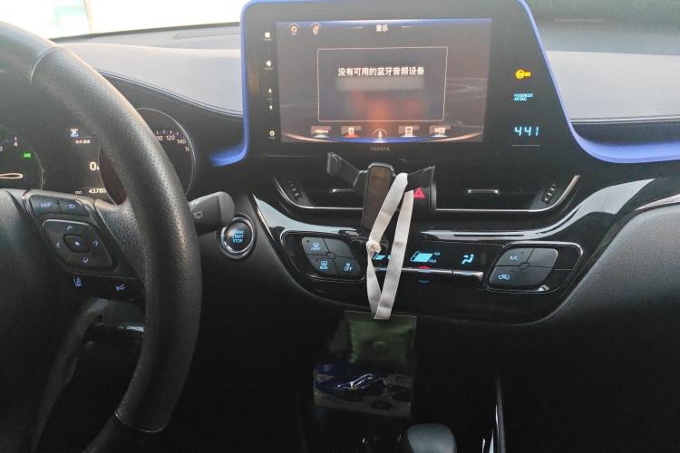 Used Toyota IZOA 2020 2.0L Enjoy Edition
