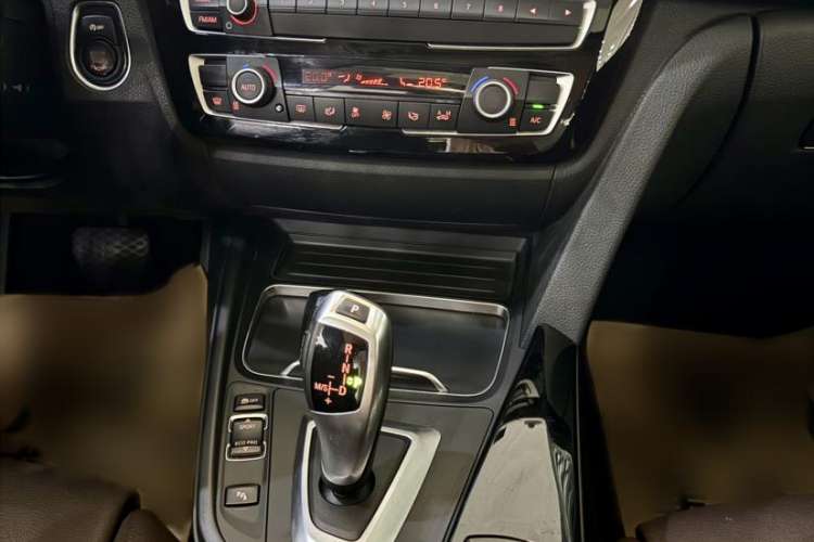 Used BMW 3 Series 2018 320Li Fashion Model