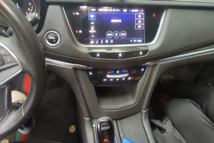 Used Cadillac XT5 2021 2.0T Two-Wheel Drive Luxury Version
