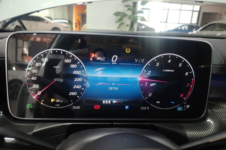 Used Mercedes-Benz C-Class 2023 Second Facelift C 260 L Sport Edition
