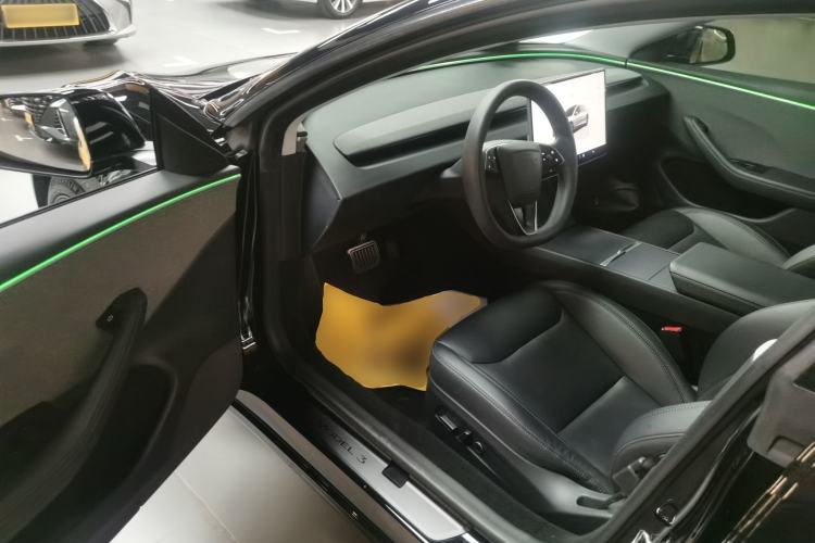 Used Tesla Model 3 2023 Rear-Wheel-Drive Version
