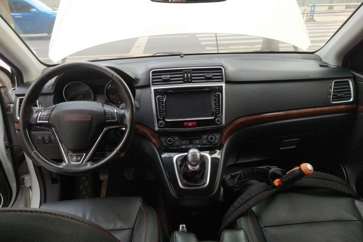 Used Haval H6 2014 Sport Version 1.5T Manual Two-Wheel Drive Elite Edition

