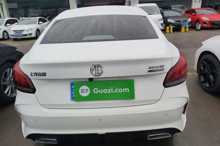 Used MG 5 2022 180 DVVT CVT Youth Luxury Edition
