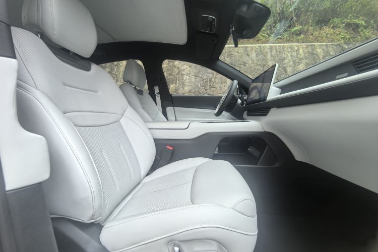 Used XPeng G6 2023 700 Four-Wheel Drive Performance Max