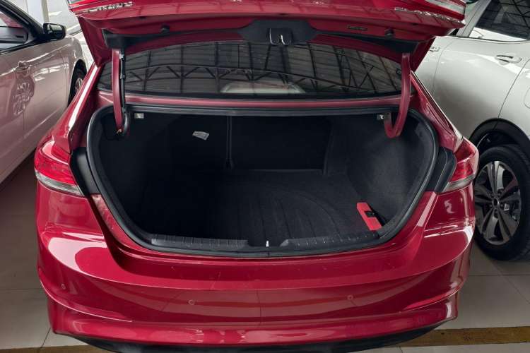 TDK.VehicleDetails.img