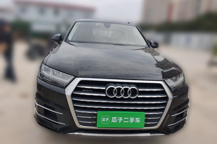 Used Audi Q7 2018 40 TFSI Comfort Model