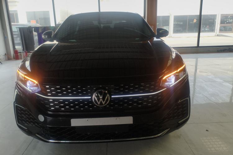 Used Volkswagen Passat 2024 380TSI Starry Luxury Edition
