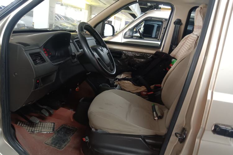 Used Wuling Rongguang 2020 1.2L S Base Model China VI