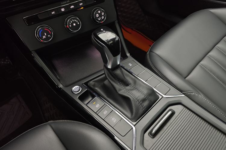 Used Volkswagen Passat 2019 280TSI Business Edition China VI