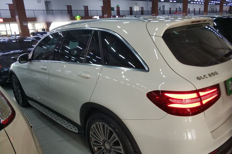 Used Mercedes-Benz GLC 2016 GLC 260 4MATIC Dynamic Edition
