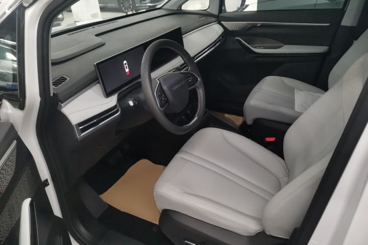 Used SAIC MAXUS G70 2024 2.0T Automatic Comfort Edition 7-Seater
