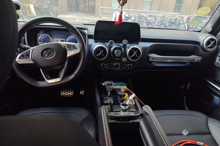 Used  BJ40 2018 PLUS 2.3T Automatic Four-Wheel Drive Flagship Version China V Emission Standard
