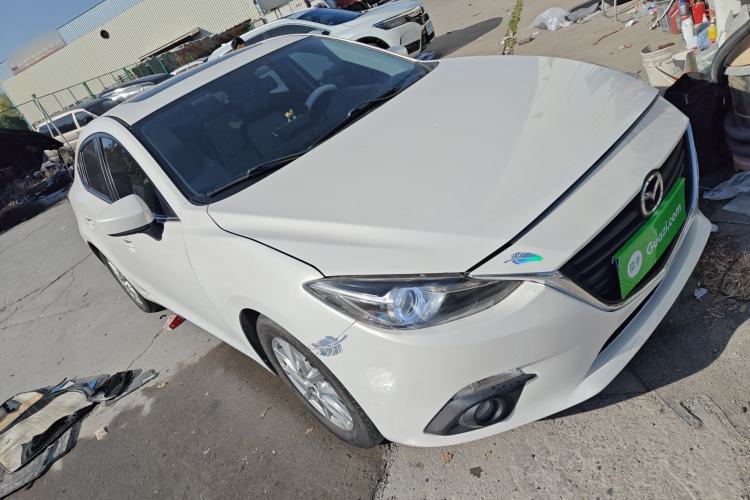 Used Mazda Mazda 3 Axela 2016 Sedan 1.5L Automatic Luxury Model
