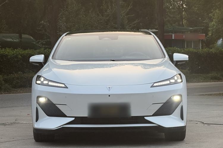 Used  SL03 2023 200Max Range-Extended Version
