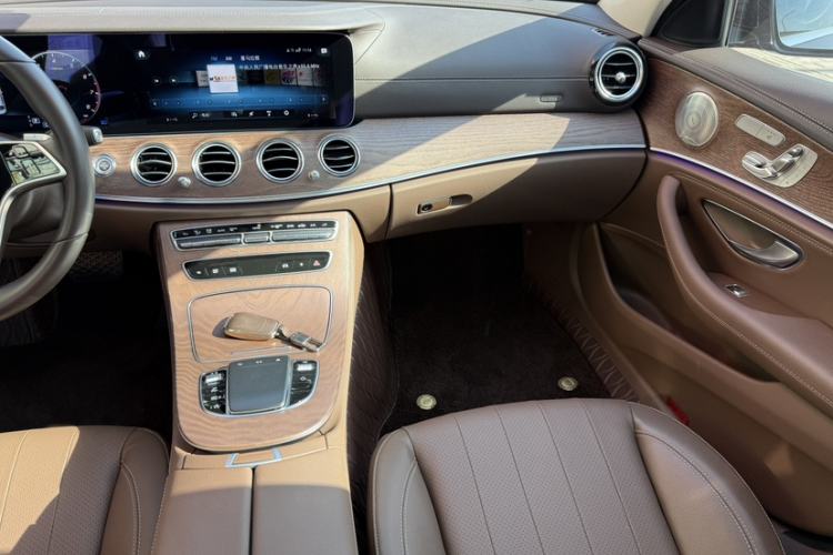 Used Mercedes-Benz E-Class 2023 Updated E 300 L Fashion Edition
