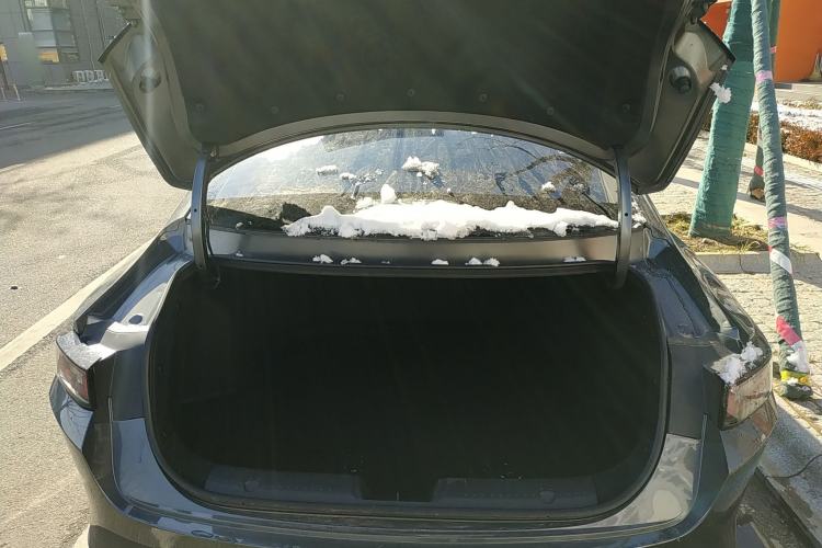 Used Changan Eado 2025 Blue Whale 1.5T 500Bar Prestige Model
