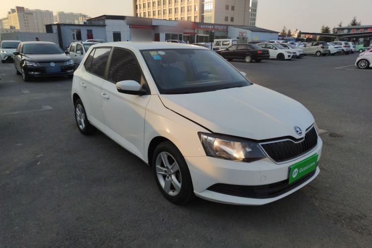 Used Skoda Fabia 2016 1.4L Automatic Car Enjoy Edition
