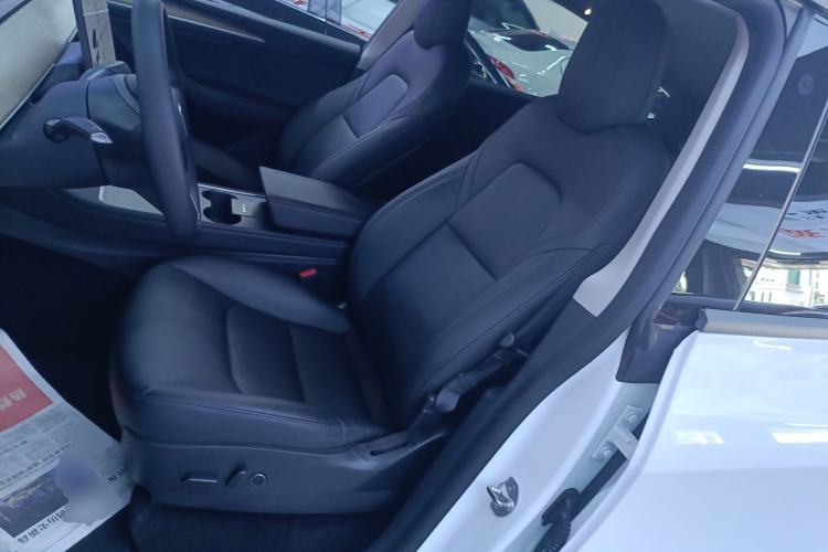 Used Tesla Model Y 2021 Long-Range All-Wheel-Drive Version