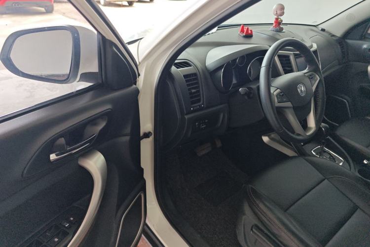 Used Changan CS35 2014 1.6L Automatic Luxury Model China IV Standard
