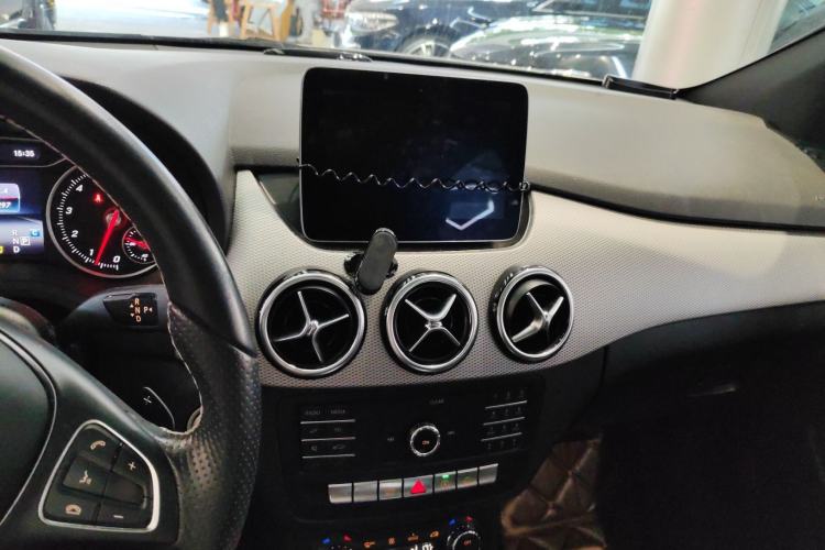 Used Mercedes-Benz B-Class 2018 B 200 Fashion Model
