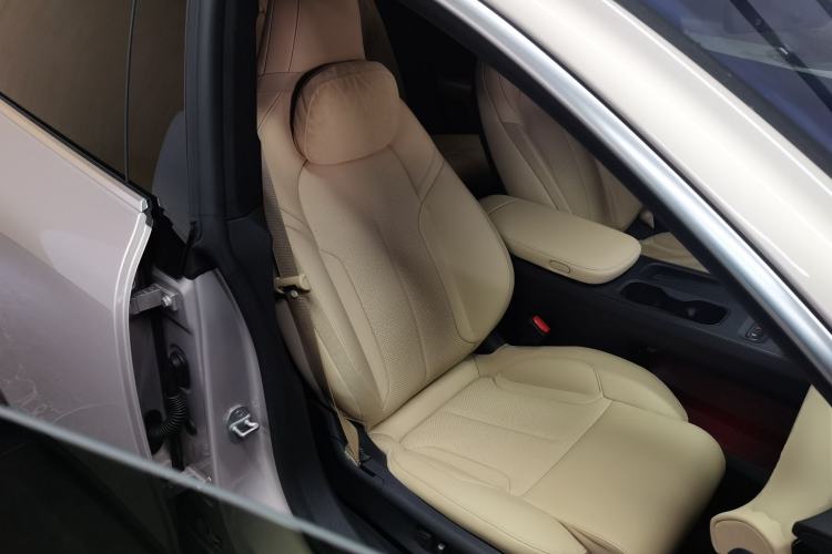 Used Nio ET5T 2024 75kWh Touring