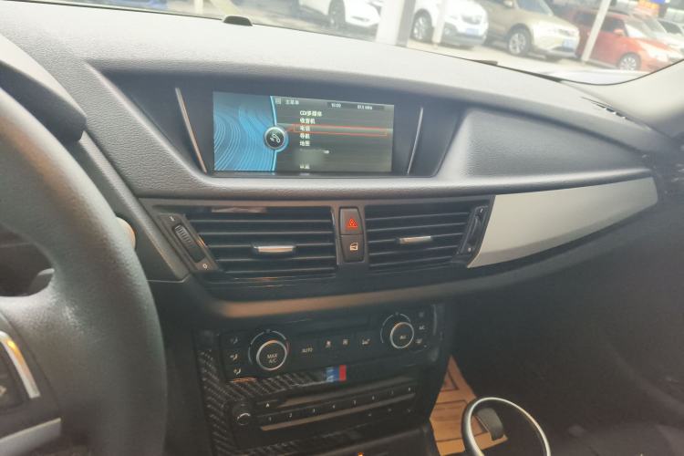 Used BMW X1 2014 sDrive18i Leading Model