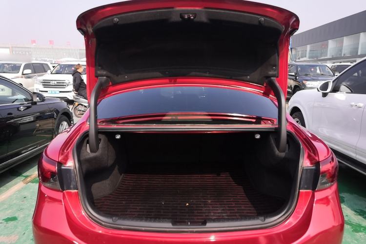 Used Mazda Atenza 2017 2.5L Skyactiv Sport Edition
