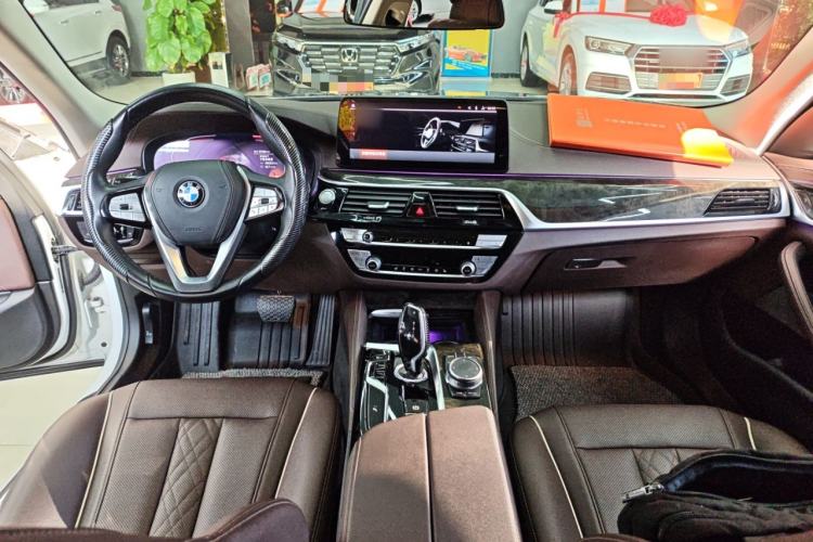 Used BMW 5 Series 2022 Restyled 525Li Luxury Package
