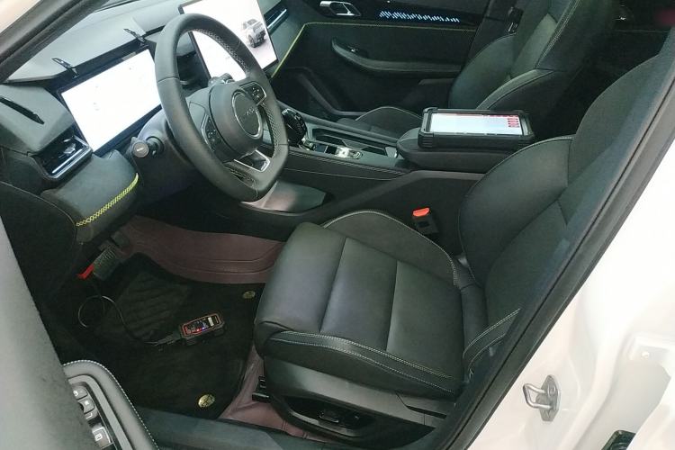 Used Lynk & Co 03 2025 1.5TD DCT Champion Edition Pro
