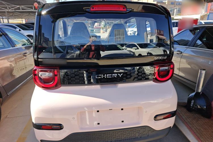 Used Chery QQ Ice Cream 2024 Edition Youth Version 205km Sundae