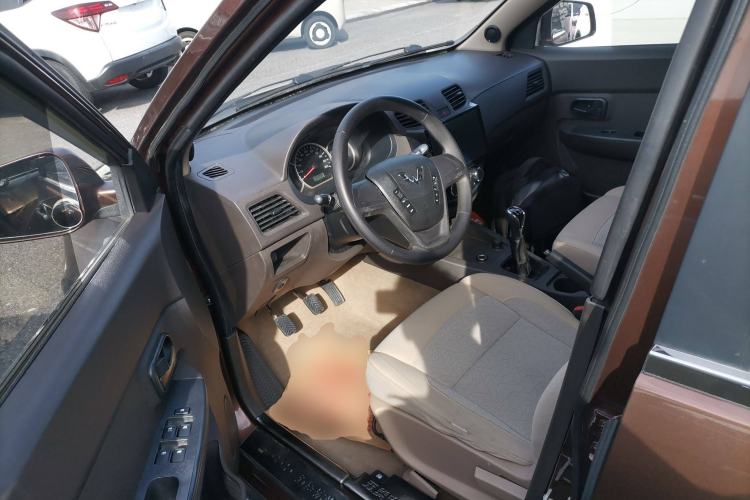 Used Wuling Hongguang 2016 1.5L Restyled S Comfort Version
