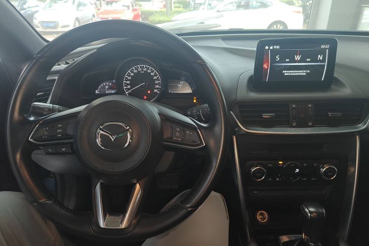 Used Mazda CX-4 2018 2.0L Automatic Two-Wheel Drive Blue Sky Premium Upgrade Version China VI Standard
