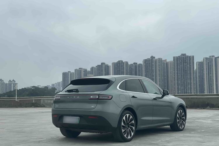 Used Hima AITO M5 2022 Extended-Range Four-Wheel Drive Performance Version
