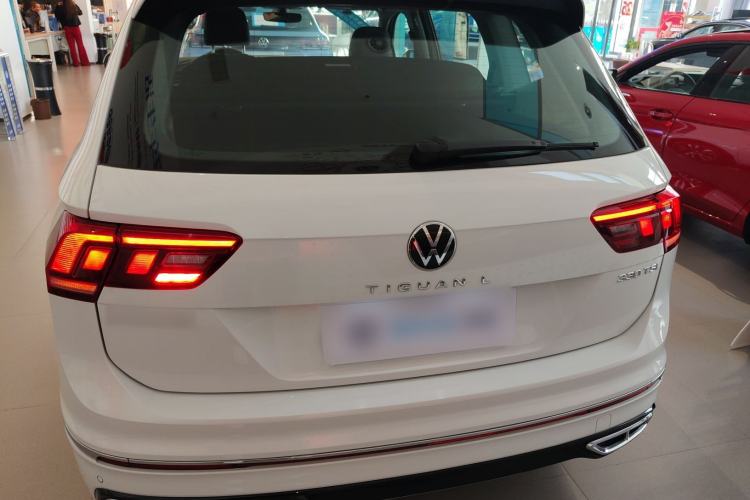 Used Volkswagen Tiguan L 2024 Outstanding Model 330TSI Automatic Two-Wheel Drive R-Line Dragon Glory Edition