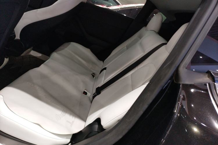 Used Tesla Model Y 2023 Rear-Wheel-Drive Version