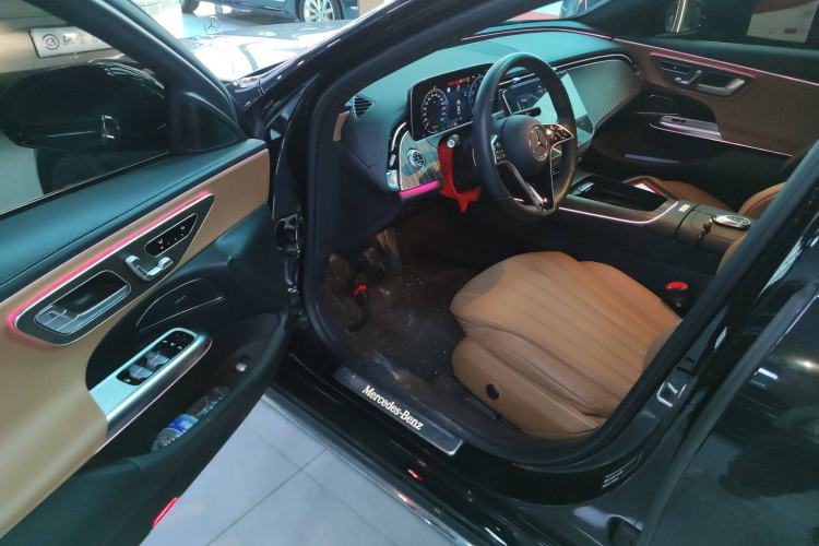 Used Mercedes-Benz E-Class 2024 Refresh E 300 L Stylish Edition
