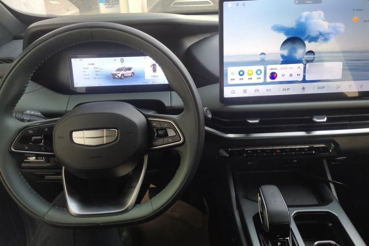 Used Geely Auto Haoyue L 2024 2.0T DCT Prestige Version