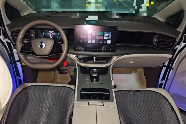 Used Denza D9 2022 DM-i 970 Four-Wheel Drive Prestige Model