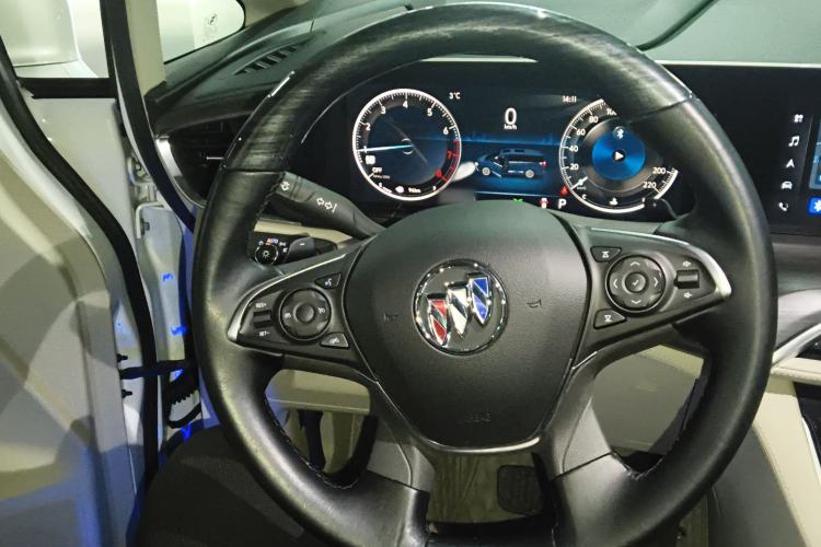 Used Buick GL8 2022 ES Landtrek 653T Comfort Edition