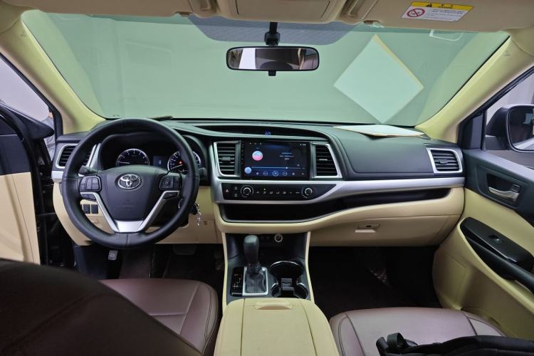 Used Toyota Highlander 2018 2.0T Two-Wheel Drive Elite Version 5 Seats China VI Standard