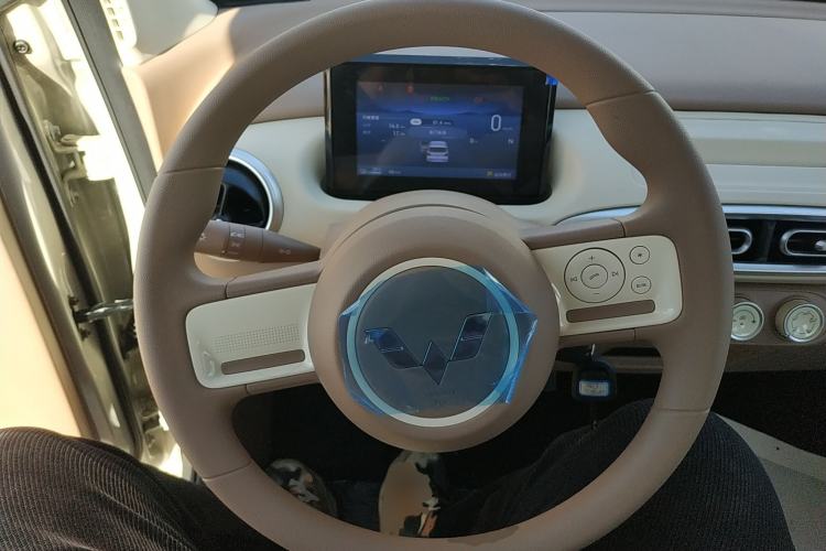 Used Wuling Hongguang MINIEV 2025 Four-Door Version Advanced Edition
