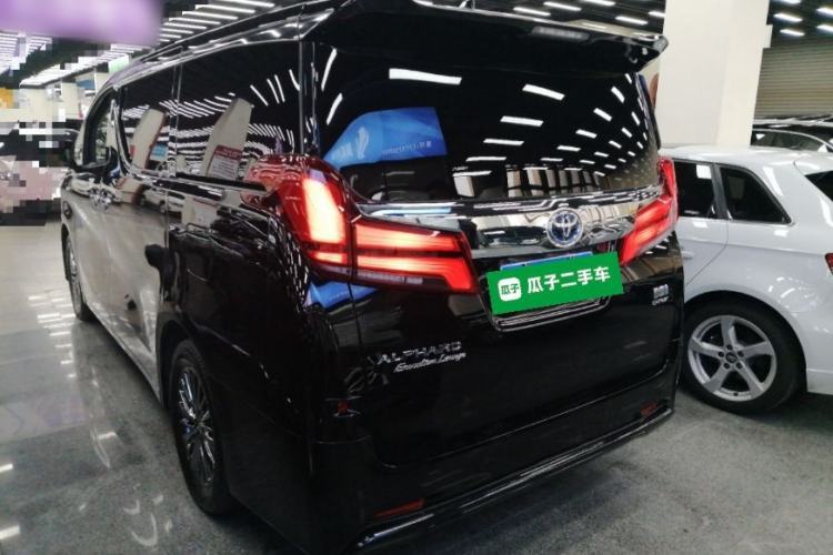 Used Toyota Alphard 2021 Dual-Engine 2.5L Prestige Edition
