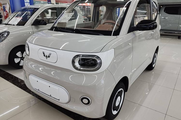 Used Wuling Hongguang MINIEV 2024 3rd Generation 215km Youth Edition
