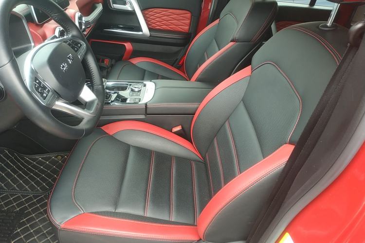 Used  BJ40 2023 2.0T Automatic Four-Wheel Drive Urban Hunter Edition Chivalrous Type
