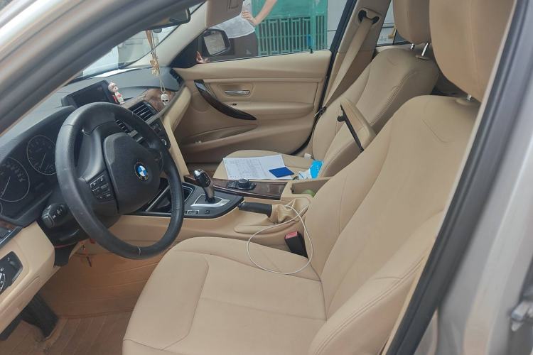 Used BMW 3 Series 2013 320Li Fashion Model
